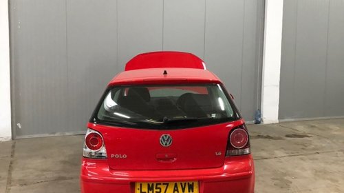 Consola centrala VW Polo 9N 2008 Hatchback 1.4