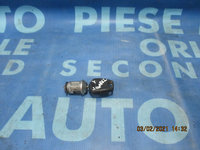 Contact Ford Transit 2004