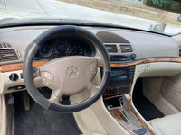 Contact Mercedes E220 w211