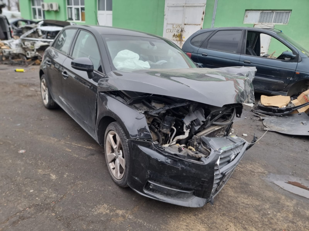 Corp egr 1.4 tdi cusb 04B131535B Audi A1