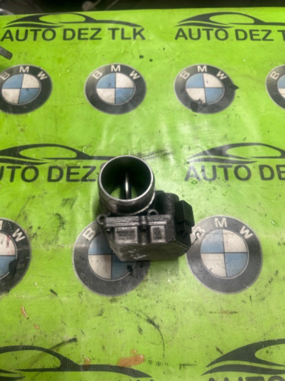 Corpul clapetei ; AUDI A4 A5 A6 A8 Q5 Q7 VW Phaeton Touareg ; 4E0145950C
