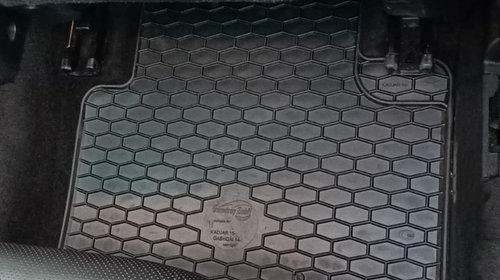 Covoare / Covorase / Presuri cauciuc SBR VW Passat B8 2015-prezent (Umbrella 10425)