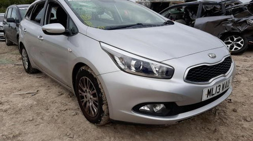 Cric Kia Ceed 2 [2012 - 2015] Hatchback 5-usi 1.4 CRDi MT (90 hp)