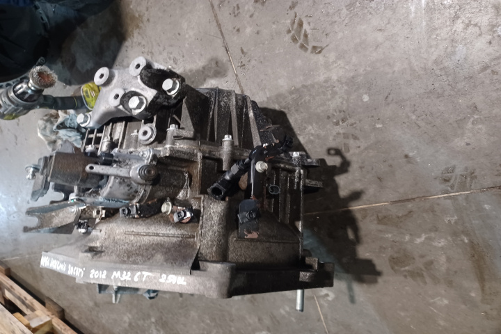 CUTIE DE VITEZE 2.0 CDTI TIP M32 6 TREPT