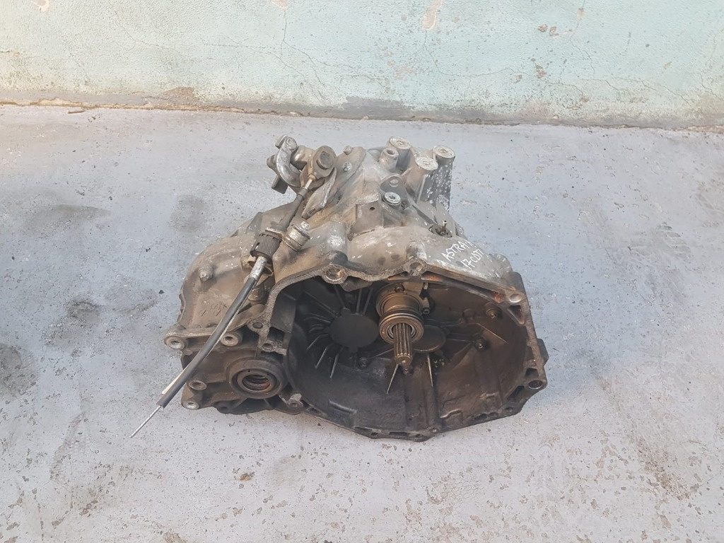 CUTIE DE VITEZE ASTRA H 1.7 CDTI Z17DTH COD 55351518