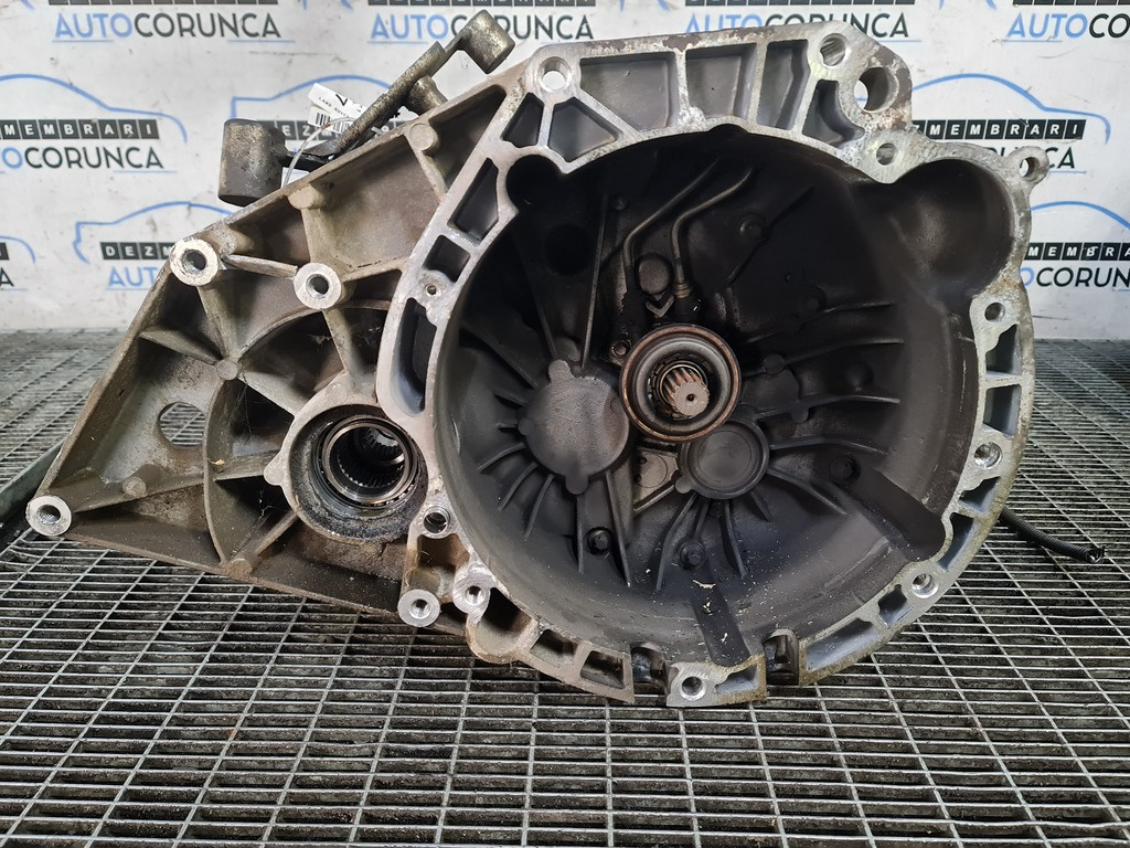 恭介　1-6 Cutie de viteze Land Rover Freelander Mures noi si sh de vanzare