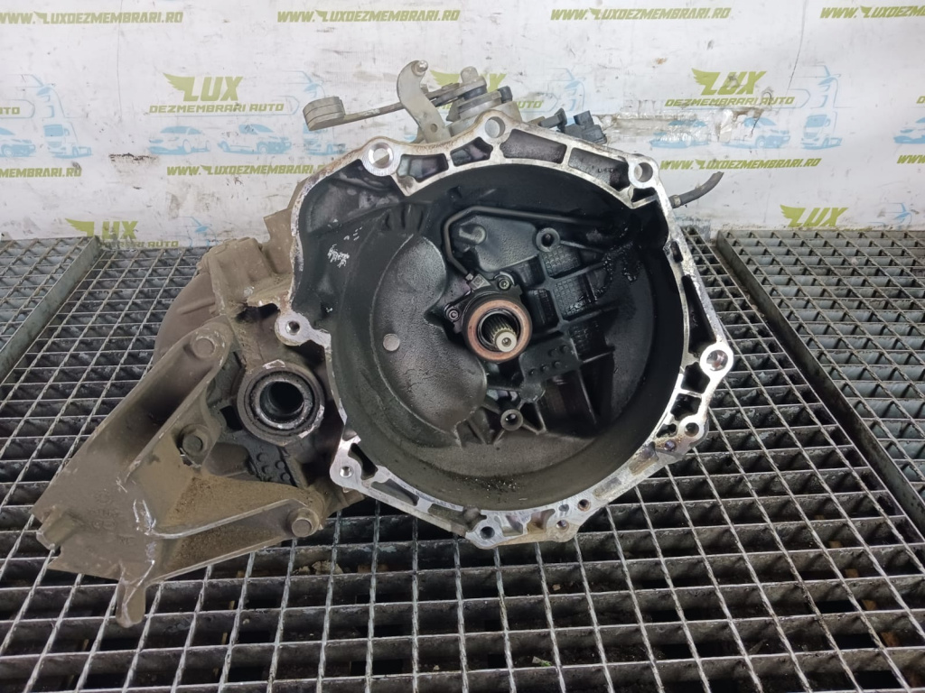 Cutie de viteze manuala 6 trepte 1.7 cdti A17DTS 55569878 Opel Astra J [facelift] [2012 - 2018] 1.7 cdti A17DTS