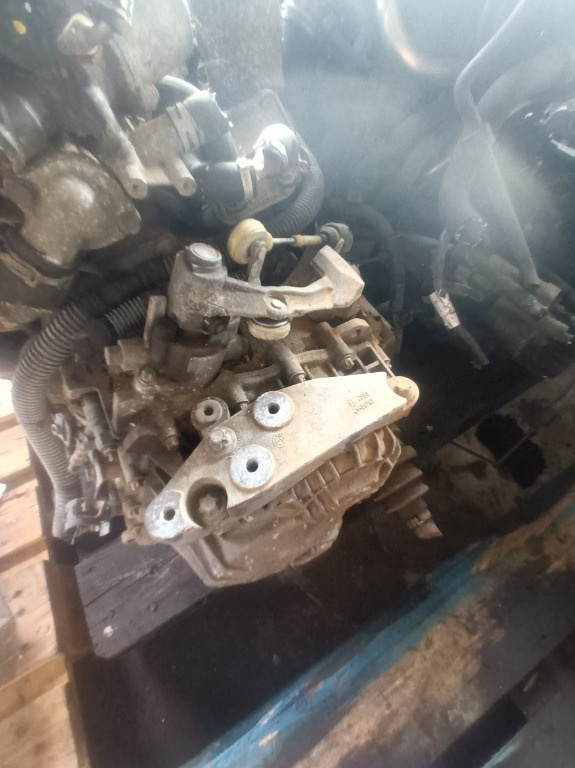 Cutie de viteze Opel Astra j 1.7 cdti 6 trepte M32