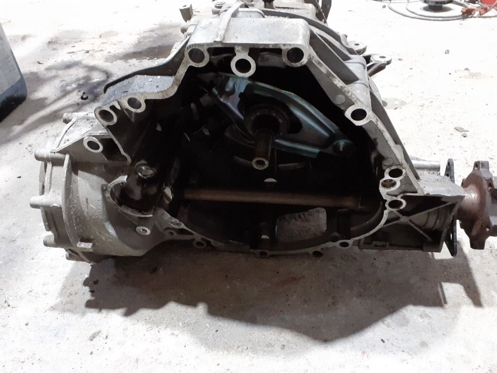 Cutie de viteze tip JST manuală Audi a4