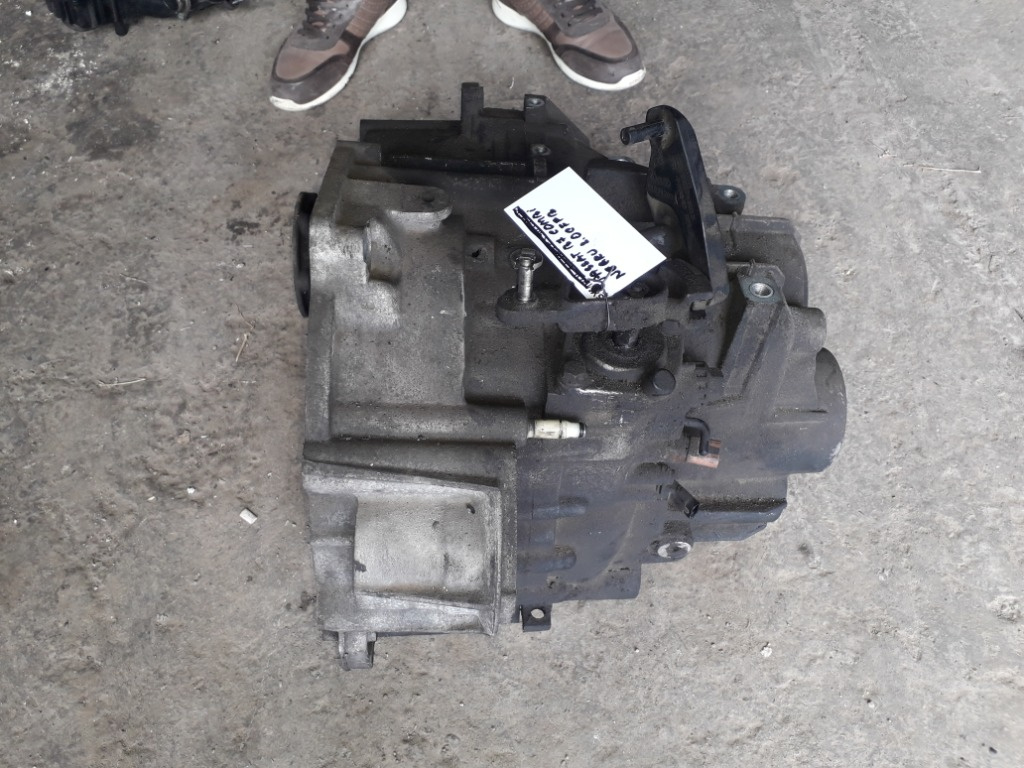 Cutie De Viteze Tip NFU Passat B7 combi 