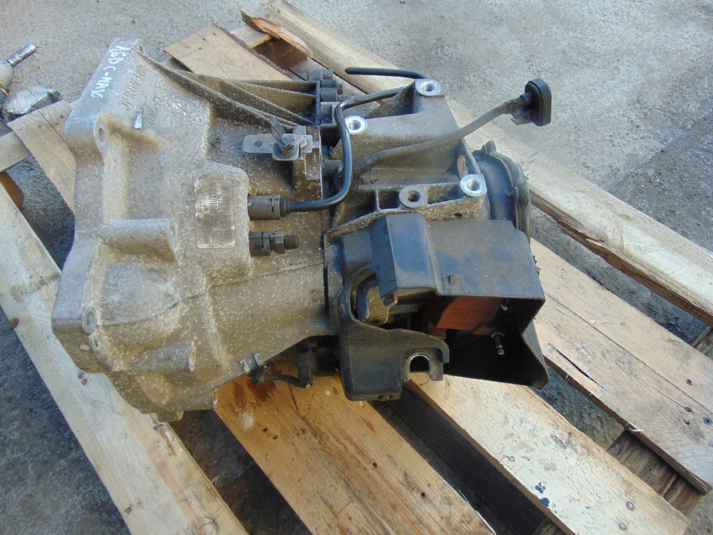 Cutie Ford C max 5 trepte ,cod :3M5R7002