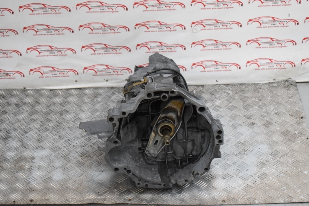 Cutie viteze Audi A4 B5 1.8 b cod cutie t5 trepte 012301103T 253