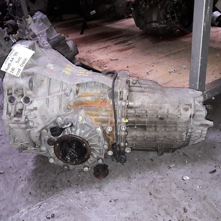 Cutie viteze Audi A4 B5 1998, 1.8i, cod 