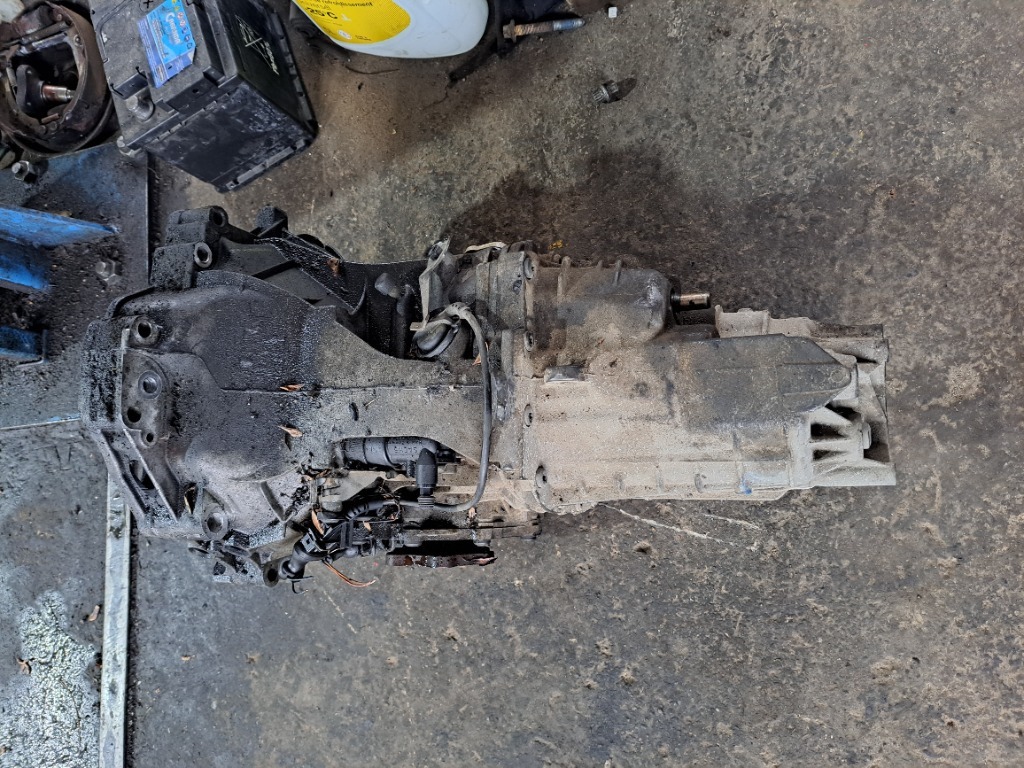 Cutie viteze Audi A4 B6 1.9 TDI cod AVB 101 cai 5+1 trepte