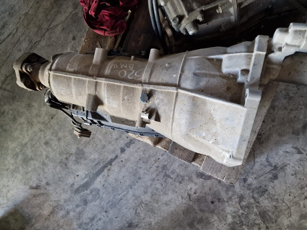 Cutie Viteze Automata E90 2.0 Diesel cod 6HP19