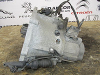 CUTIE VITEZE Citroen C5 Motor 1.6HDI - 5 Trepte - Fabricatie 2005 / 20DM75