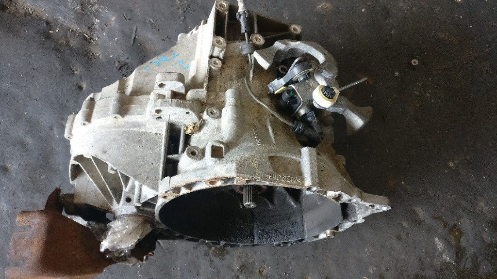 Cutie viteze Ford 2.0 TDCI . cod cutie : 6M2R-7F096