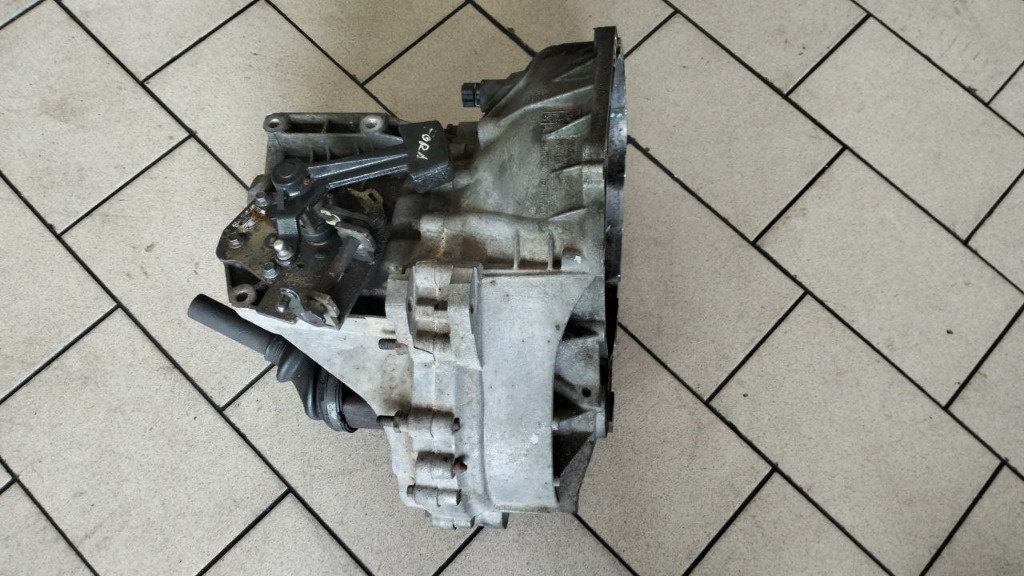 Cutie viteze Ford Focus 2 1.8 tdci cod: 