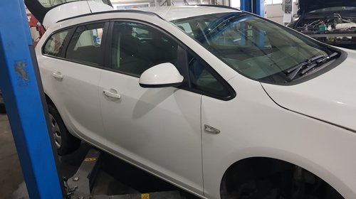 Cutie viteze manuala Opel Astra J 2012 Break 1.7