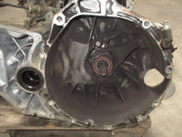 CUTIE VITEZE Nissan X-Trail Motor 2.2D - 6 Trepte - 4x4 - Fabricatie 2005