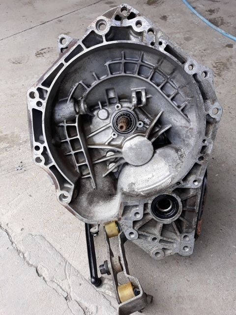 Cutie viteze Opel Corsa C , cod 90400209