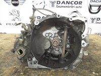 CUTIE VITEZE Peugeot 306 Motor 1.9 - 5 Trepte - Fabricatie 1999 / 20TB38