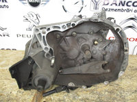 CUTIE VITEZE Renault Kangoo Motor 1.5 dci - 5 Trepte - Fabricatie 2002 / JB3 974