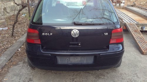 Cutie viteze Vw Golf 4 capac verde 1.6 an 2000