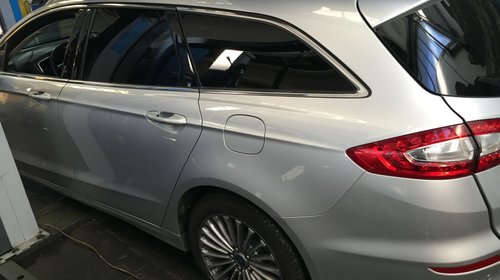 De‪zmembrez ford mondeo 2015, combi, avariat fata si airbaguri sarite