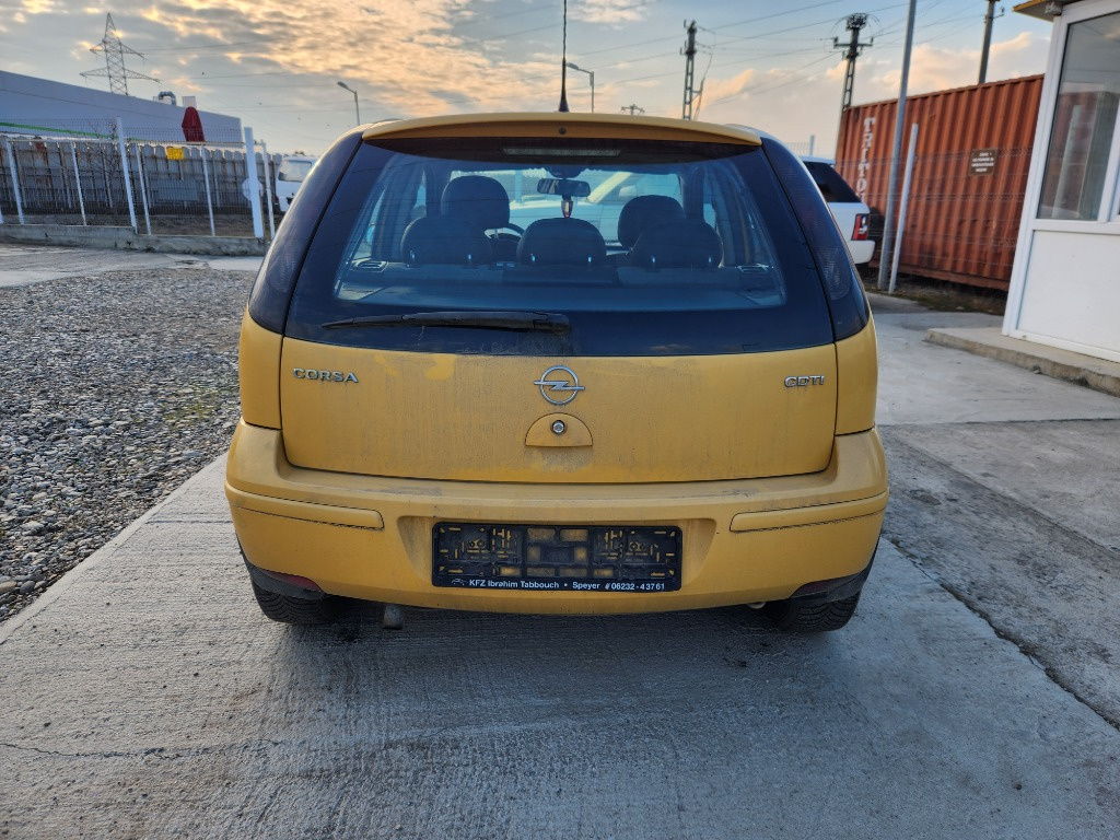 Debitmetru aer Opel Corsa C 2006 Hatchba