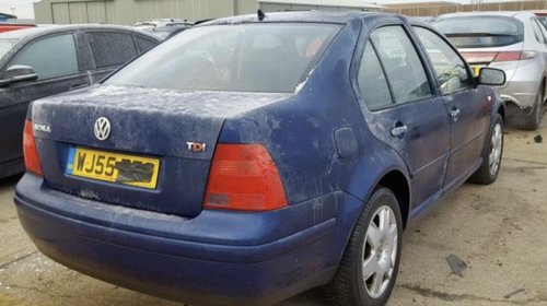 Debitmetru aer Volkswagen Bora 2005 Berlina 1.9 TDI