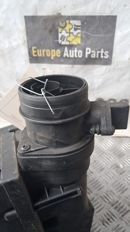 Debitmetru VW Passat B6 2.0 TDI BMR 170Cp an 2007 cod 074906461B / 0281002461