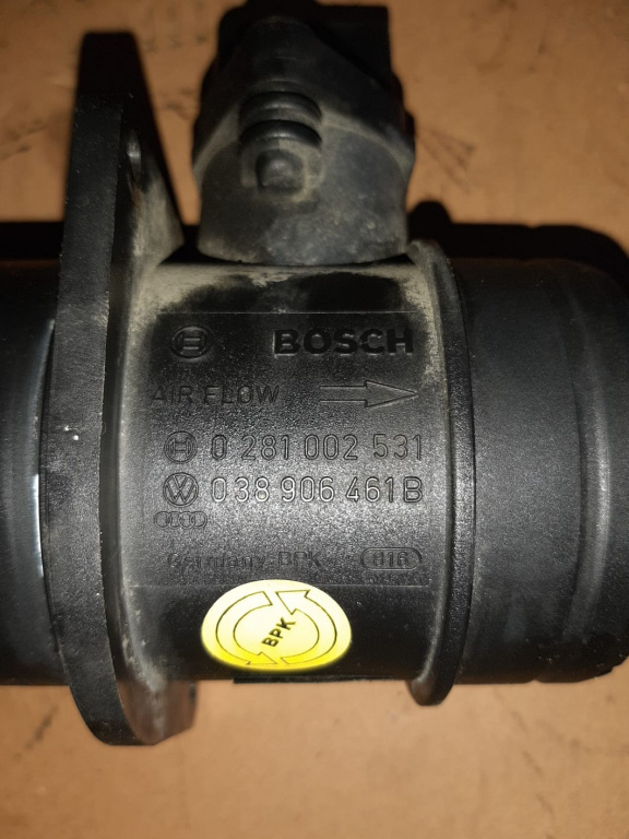 Debitmetru VW T5 1.9 TDI 2006 tip motor 