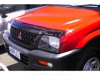 Deflector capota Mitsubishi L200 1996-2005