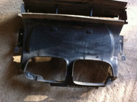 Deflector central aer trager BMW 3 Series E46 [1997 - 2003] Sedan 4-usi 316i MT (105 hp) SE 1.9