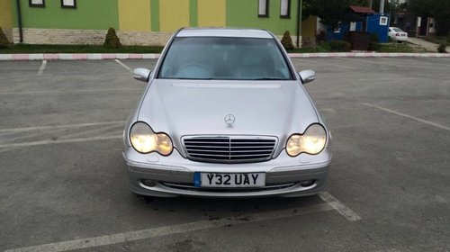 Dezmembrez mercedes w203 c class 2.2 cdi