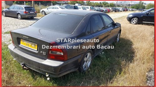 Dezmebrari VOLVO S80 2.4 diesel an 2002