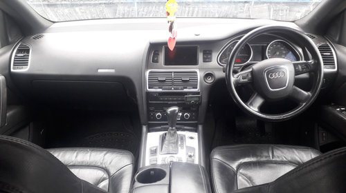 Dezmebre Audi Q7 3.0 TDI Quattro 2008