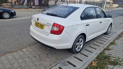 Dezmembrări / dezmembrez skoda rapid motor 1.6 tdi cutie manuală