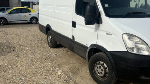 Dezmembrări Iveco Daily 35S12 2,3 HPi tip motor F1AEO481G an 2010