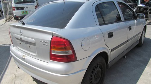 Dezmembrabri Opel Astra G 1.6i din 2000