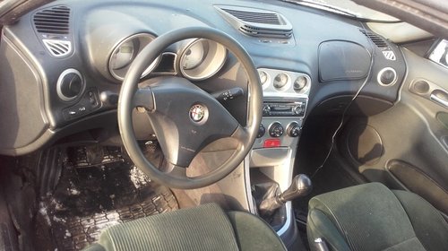Dezmembram Alfa Romeo 156 2.0 Benzina 1999 Cod motor: AR 32301, AR 32310 155 CP