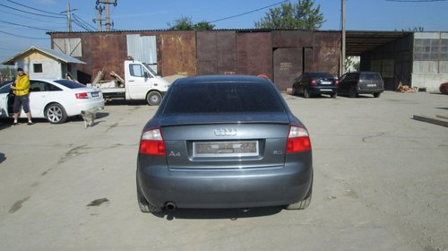 Dezmembram Audi A4 2.0B an 2003