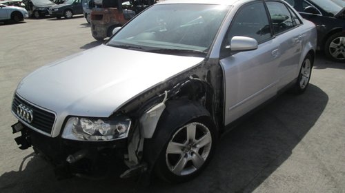 Dezmembram Audi A4 2002