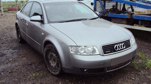 Dezmembram Audi A4 - 2003 - 1.8 Turbo Quattro