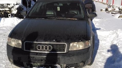 Dezmembram Audi A4 2003 2.5 TDI variant