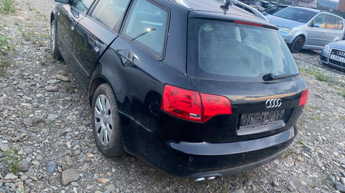 Dezmembram Audi A4 b7 2.0 tdi BPW cutie manuala 6+1 an 2007 interior s line , faruri xenon