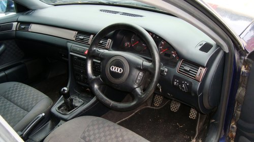 Dezmembram Audi A6 2001 motor 1.9 tdi cod AVG