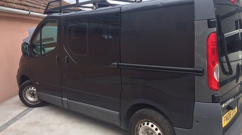 Dezmembram Autoutilitara OPEL VIVARO