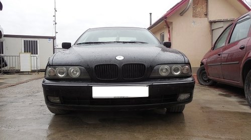 Dezmembram Bmw 520 E39 2.0 benzina An 2000